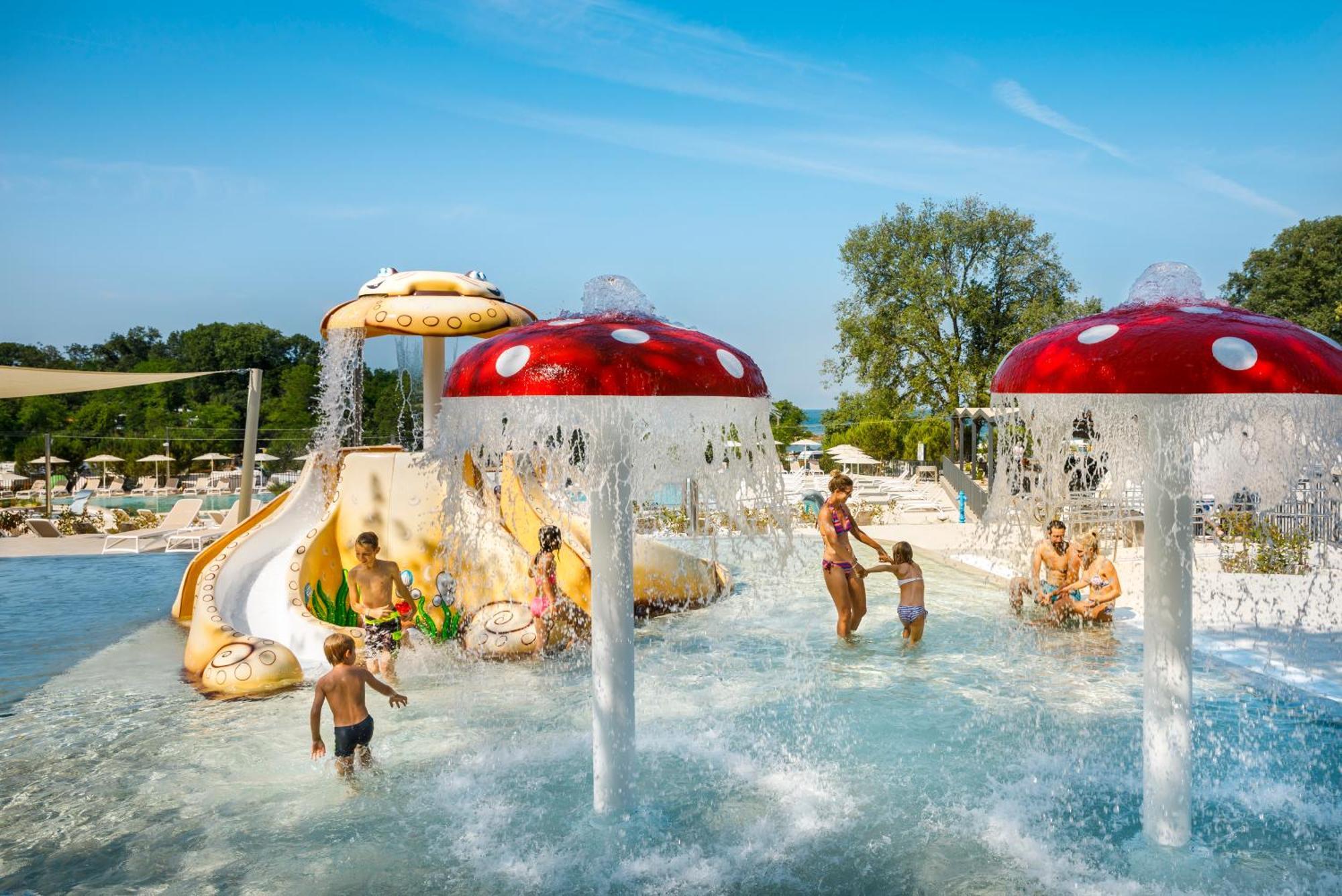 Aminess Planet Camping Maravea Resort - Pitches Novigrad Istria Dış mekan fotoğraf